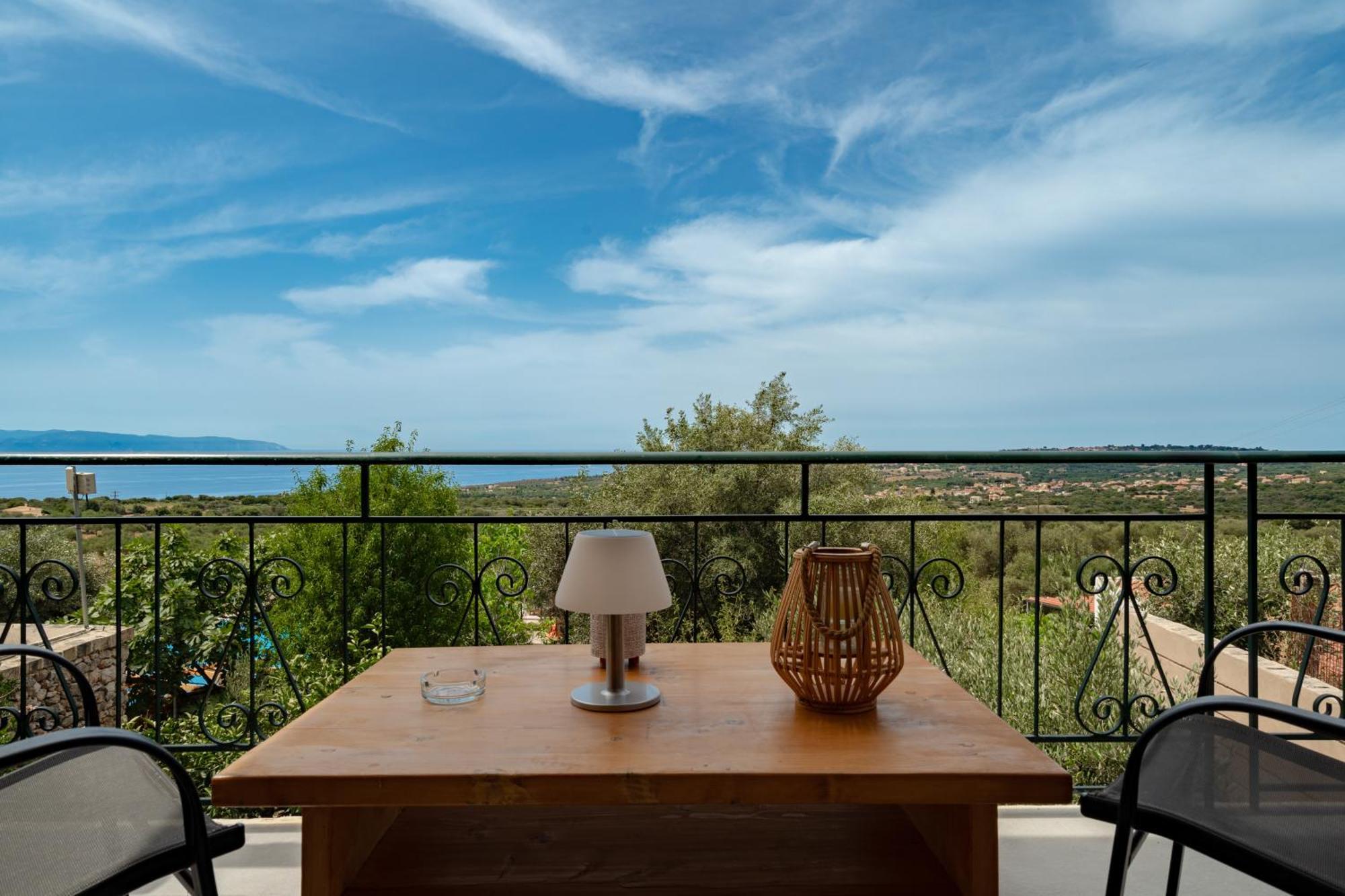 Hilltop At Kefalonia Aparthotel