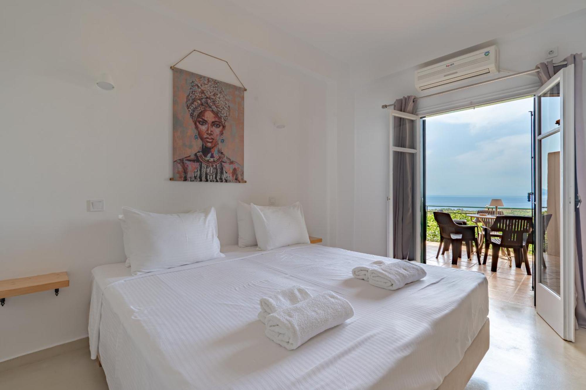 Hilltop At Kefalonia Aparthotel