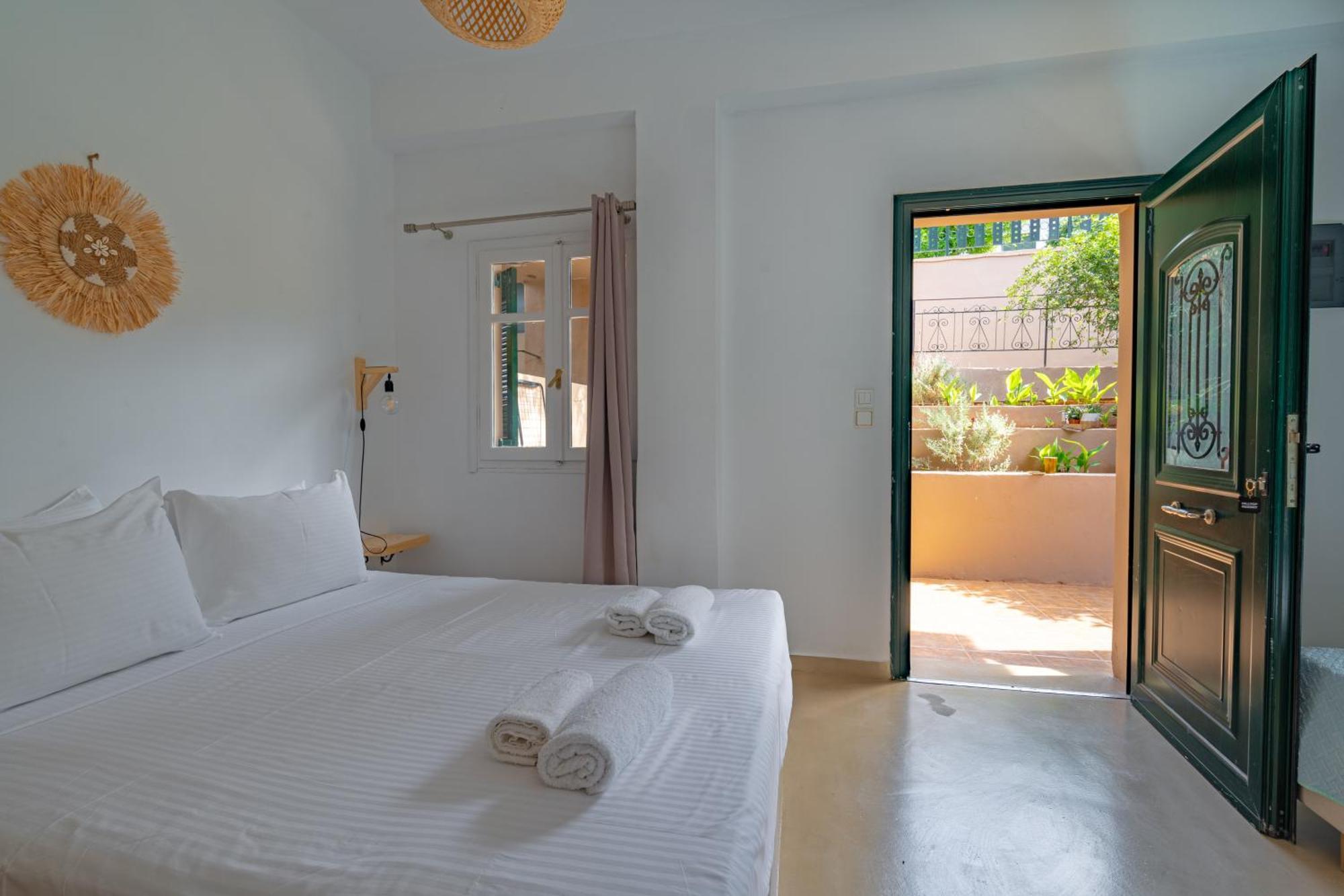 Hilltop At Kefalonia Aparthotel