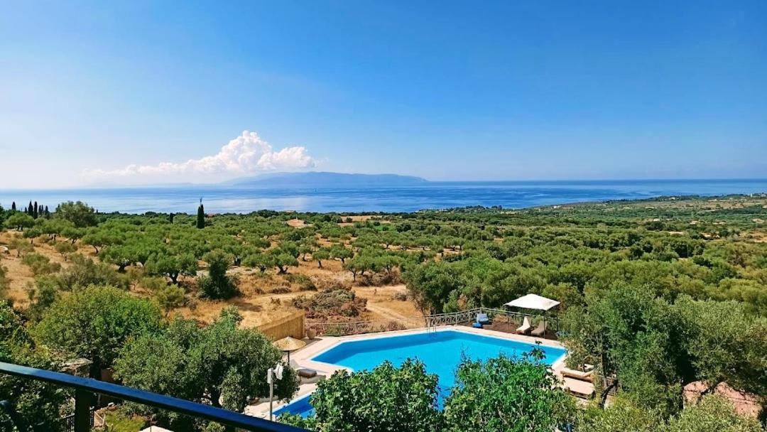 Hilltop At Kefalonia Aparthotel Angon