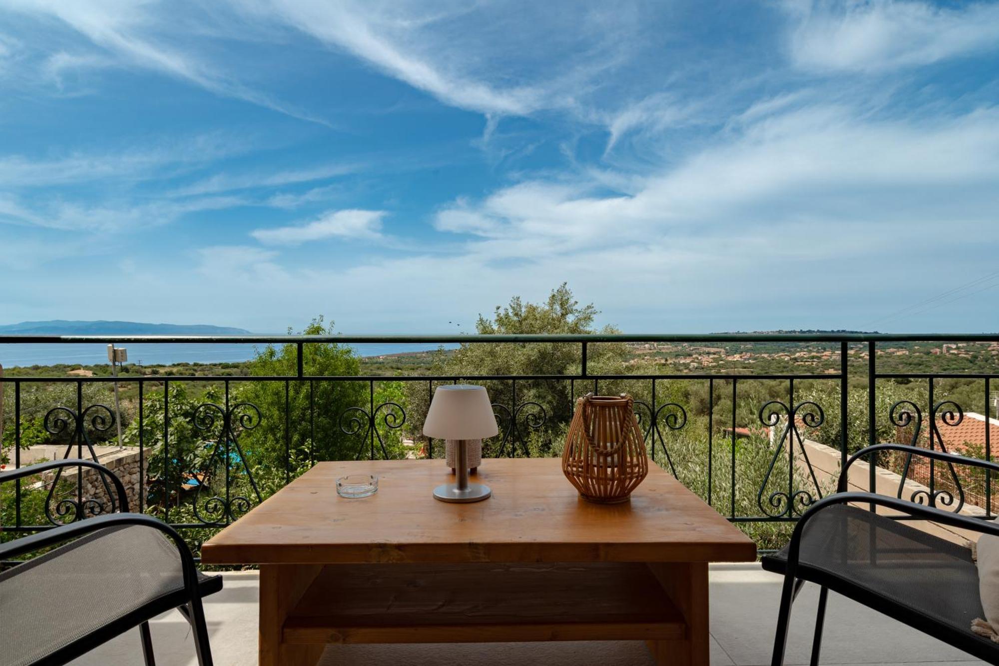 Hilltop At Kefalonia Appart hôtel Angon