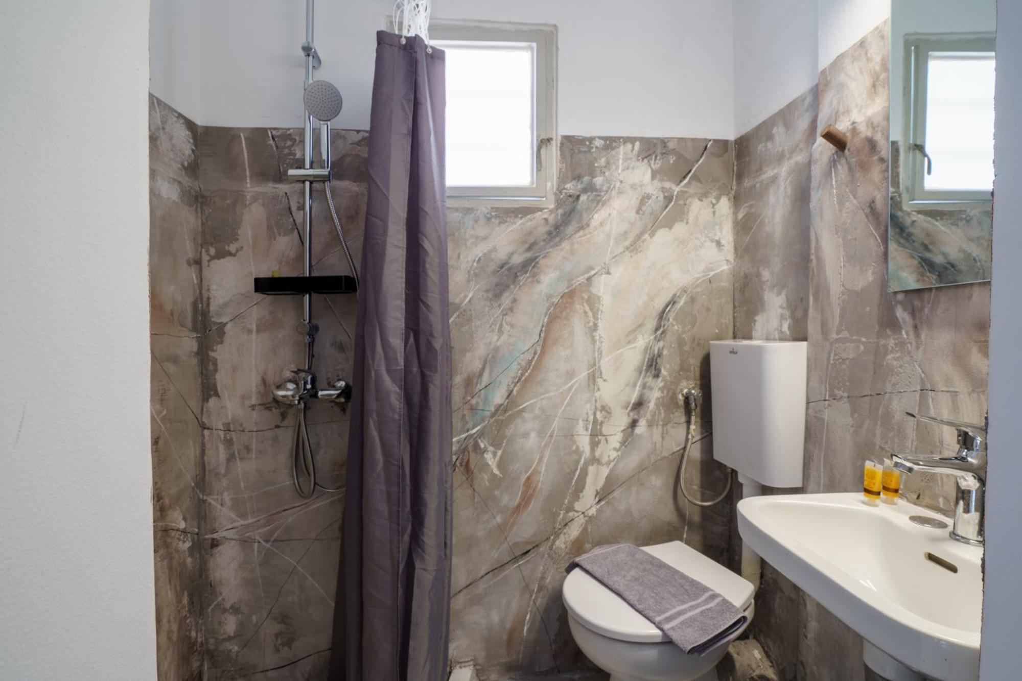 Hilltop At Kefalonia Aparthotel Angon