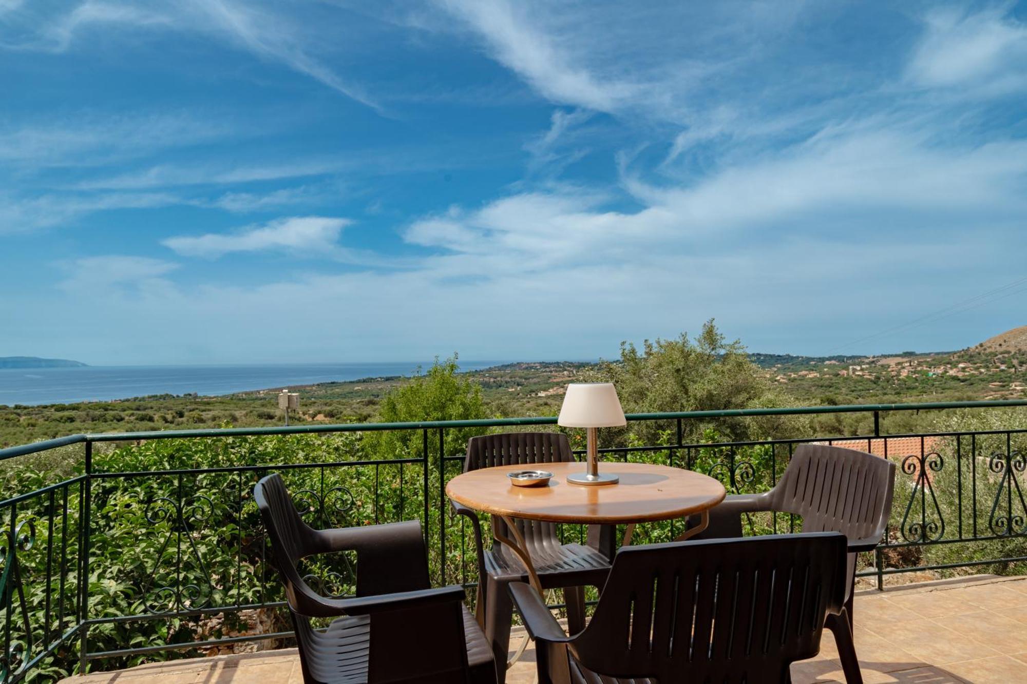 Appart hôtel Hilltop At Kefalonia *